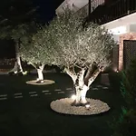 Amaryllis House Платамонас