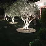 Amaryllis House Платамонас
