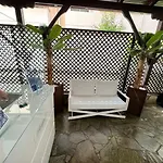 Amaryllis House Апартаменты *
