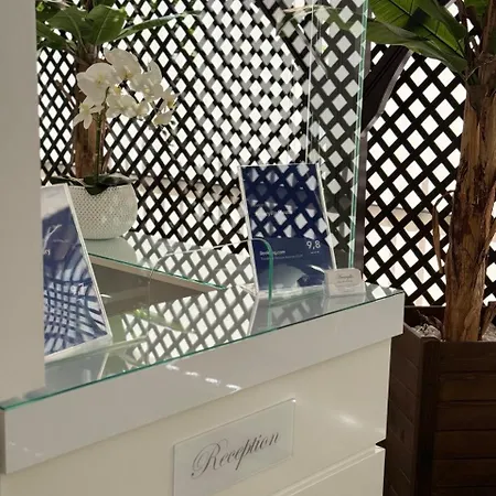 Amaryllis House 公寓 *