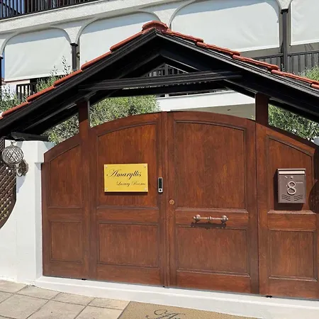 Amaryllis House דירה